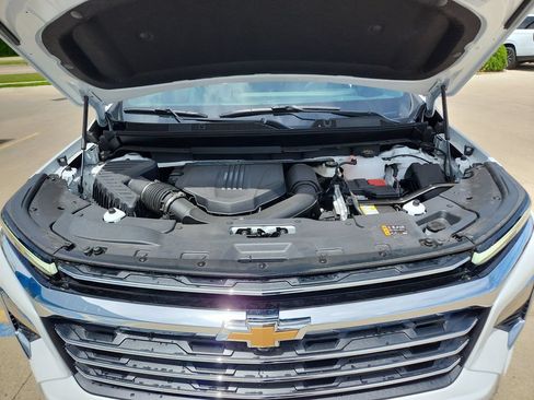 New 2026 Chevrolet Traverse LT FWD image 24