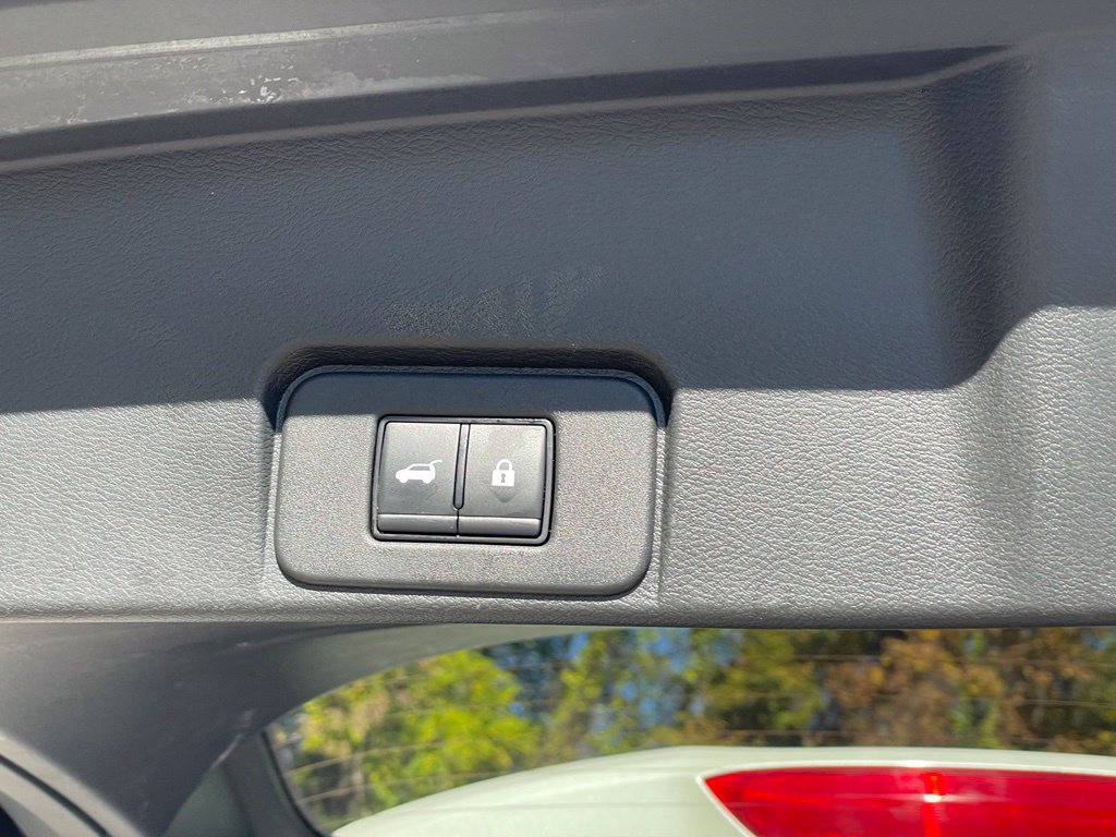 Certified 2024 Nissan Rogue SV AWD/4WD image 22