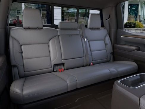 New 2026 GMC Sierra 1500 SLT w/ SLT Premium Plus Package AWD/4WD image 17