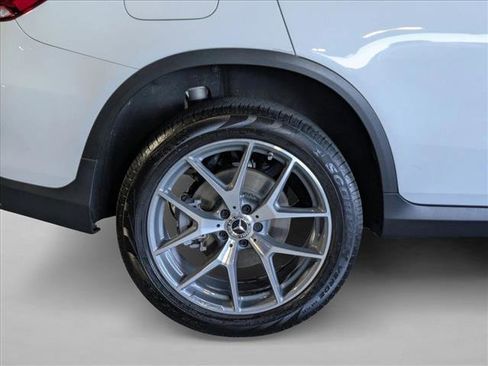 Certified 2020 Mercedes-Benz GLC 300 4MATIC image 23