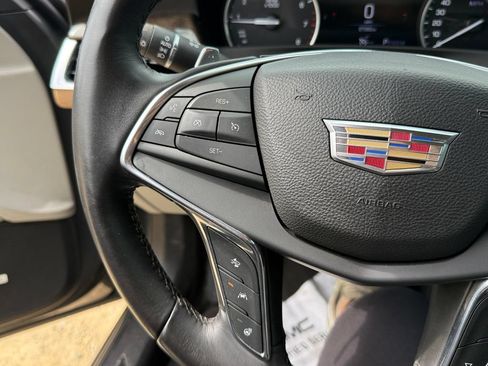 Used 2017 Cadillac CT6 Luxury AWD/4WD image 16