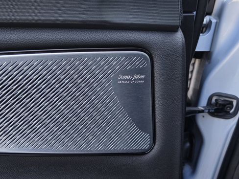 Used 2024 Maserati Grecale GT image 11