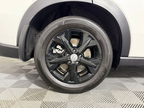 Certified 2025 Honda HR-V LX image 22