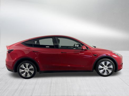 Used 2023 Tesla Model Y Long Range image 8