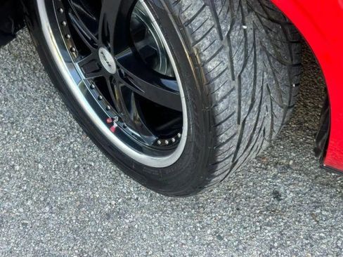Used 2009 Dodge Challenger R/T RWD image 31