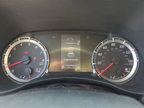 Used 2022 Toyota Highlander LE image 15