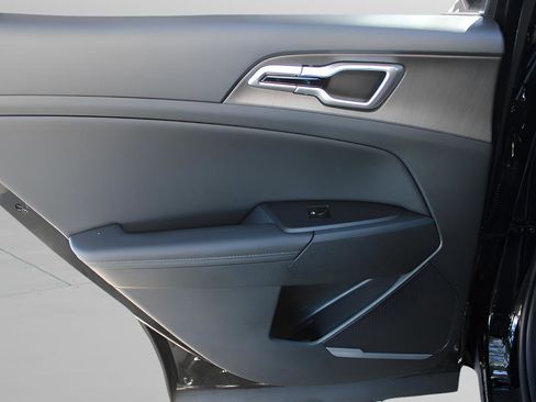 New 2026 Kia Sportage X-Line w/ X-Line Premium Package image 12