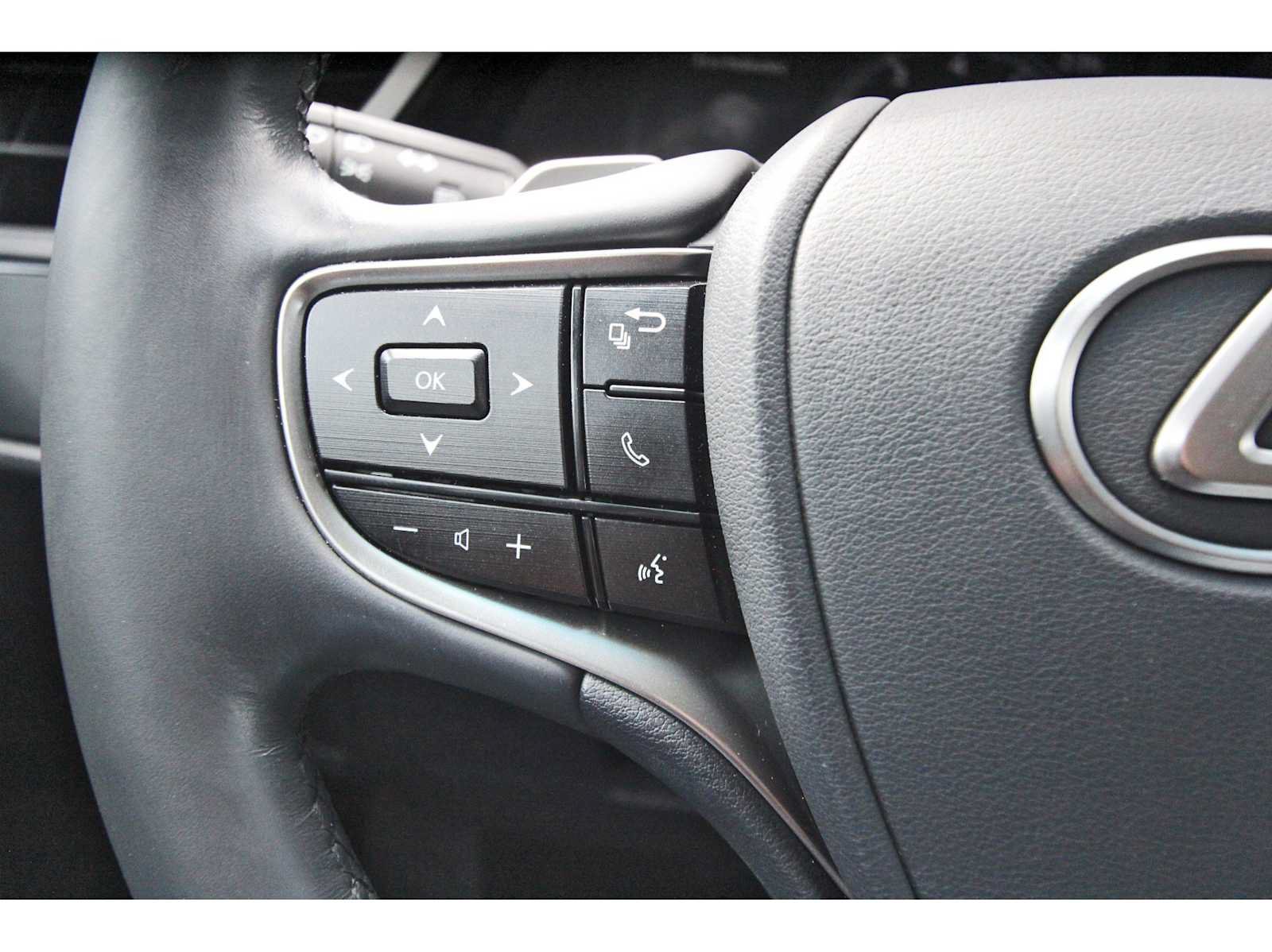 Used 2022 Lexus ES 350 w/ Premium Package FWD image 15