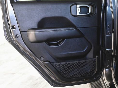 Used 2023 Jeep Wrangler Unlimited Sahara w/ Cold Weather Group image 10