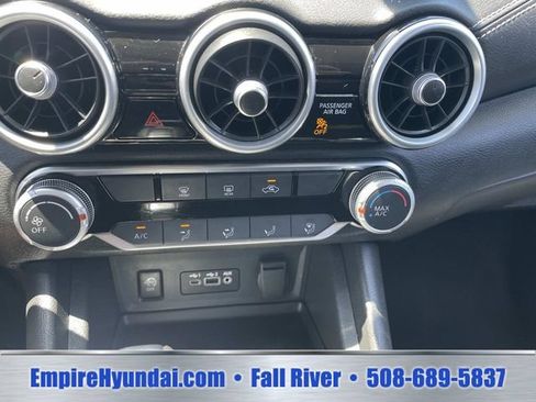 Used 2024 Nissan Sentra SV FWD image 22