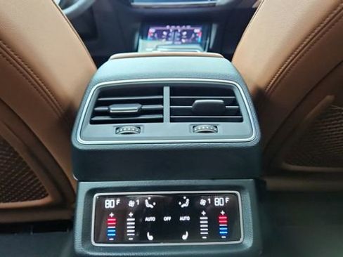 Used 2024 Audi Q8 e-tron Premium Plus w/ Premium Plus Package image 53