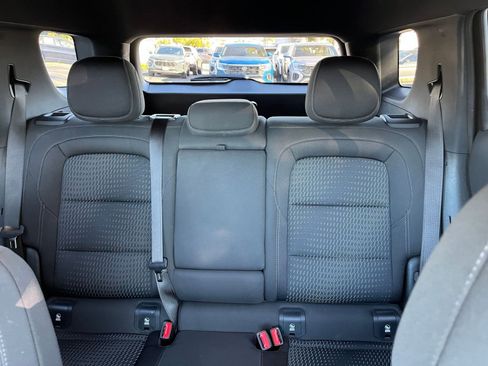 Used 2025 Chevrolet Equinox LT image 38