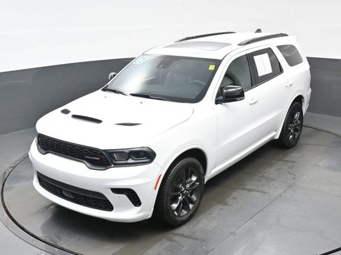 Used 2025 Dodge Durango GT image 34