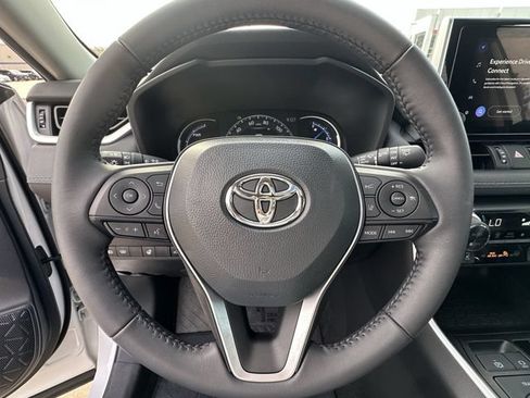 Used 2023 Toyota RAV4 XLE Premium AWD/4WD image 12