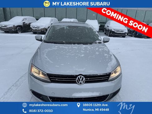 Used 2014 Volkswagen Jetta SE image 2