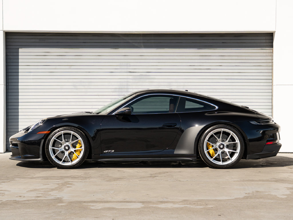 Certified 2024 Porsche 911 GT3 RWD image 2