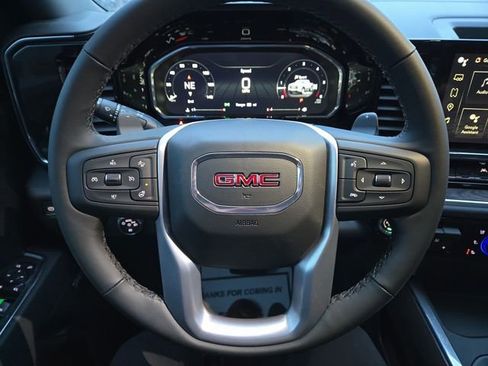 New 2026 GMC Sierra 1500 SLT w/ SLT Premium Package image 17