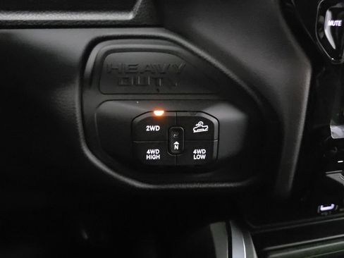 New 2026 RAM 2500 Big Horn AWD/4WD image 23