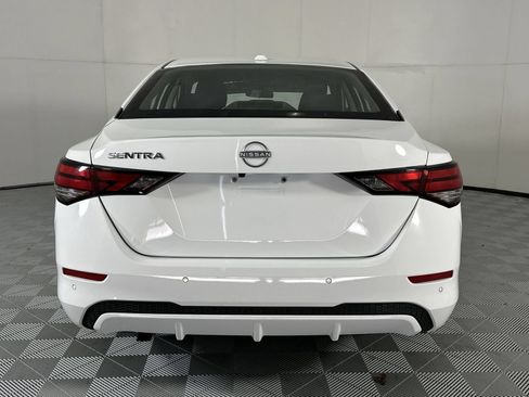 Certified 2025 Nissan Sentra SV FWD image 7