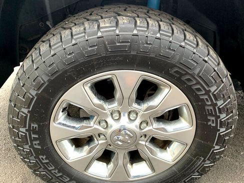 Used 2022 RAM 2500 Limited image 19