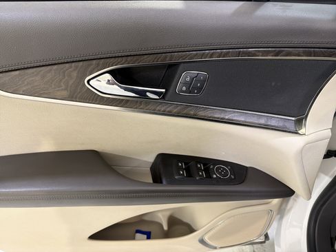 Used 2019 Lincoln Nautilus Select w/ Cargo Utility Package image 14