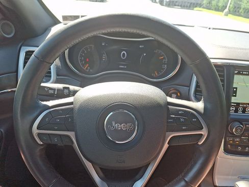 Used 2018 Jeep Grand Cherokee Limited AWD/4WD image 18