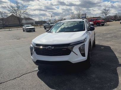 Used 2024 Chevrolet Trax RS