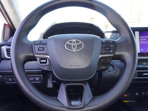 Certified 2025 Toyota Camry LE FWD image 18