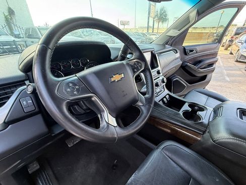 Used 2016 Chevrolet Suburban LS RWD image 24