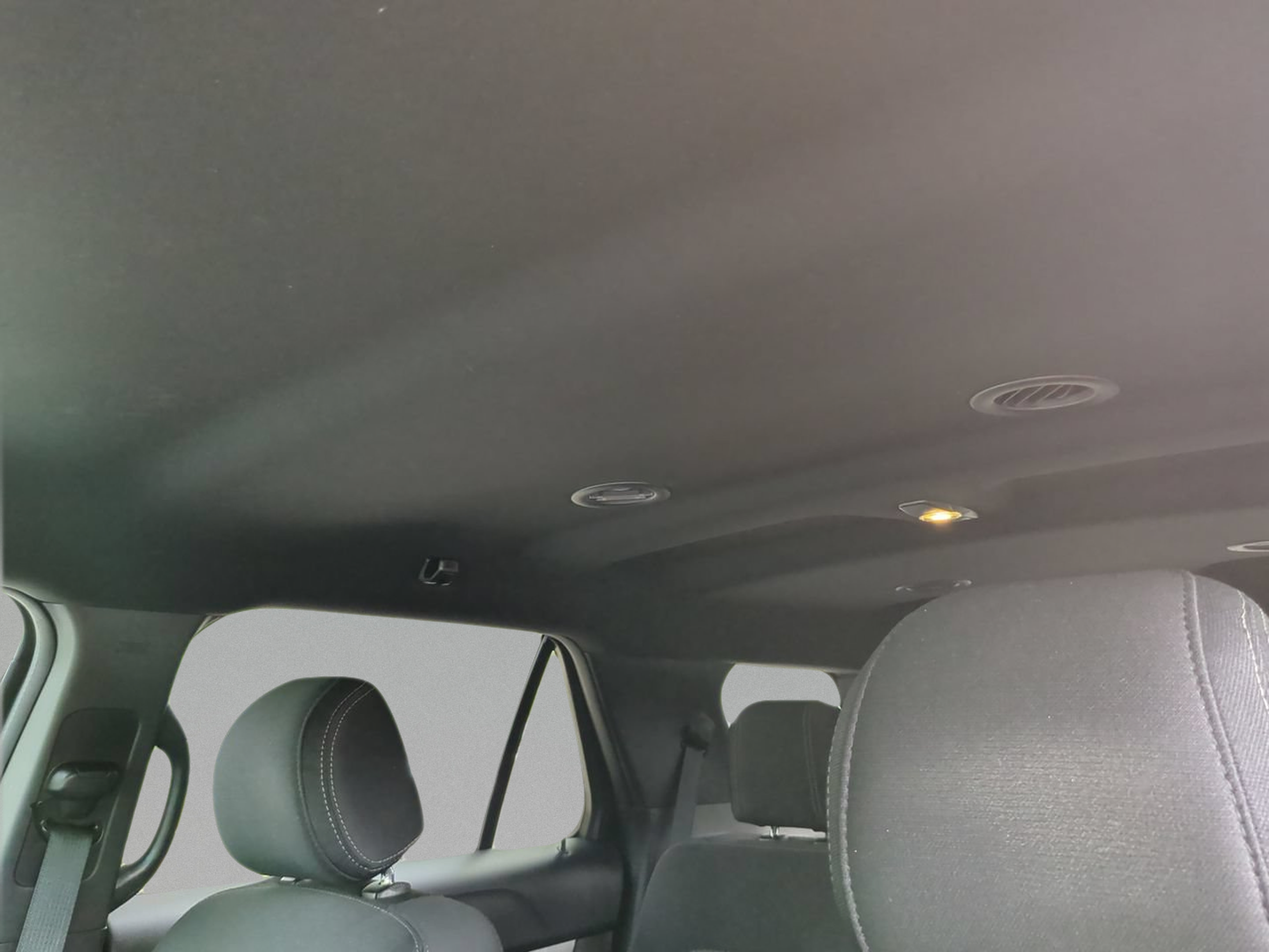 Used 2016 Ford Explorer XLT FWD image 29
