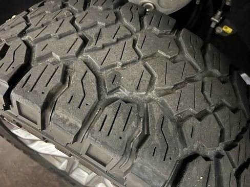 Used 2024 Chevrolet Silverado 1500 LT Trail Boss w/ Protection Package image 12