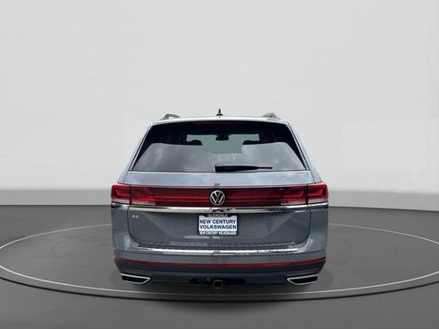 New 2026 Volkswagen Atlas SE FWD image 4