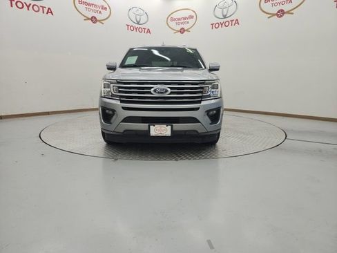 Used 2020 Ford Expedition XLT w/ Equipment Group 202A RWD image 4