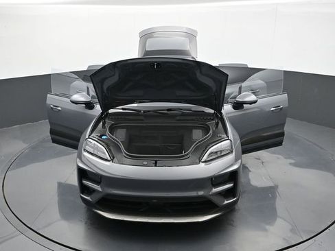 New 2025 Porsche Macan Turbo Electric image 36