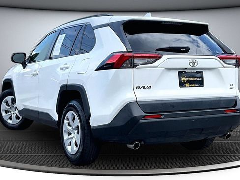 Used 2020 Toyota RAV4 LE w/ All Weather Liner Package AWD/4WD image 4