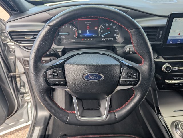 Used 2024 Ford Explorer ST-Line w/ Class IV Trailer Tow Package AWD/4WD image 26