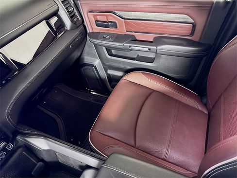 Used 2025 RAM 2500 Limited image 23