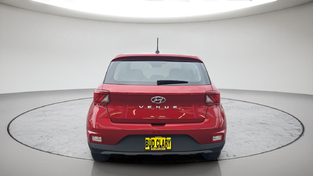 Used 2026 Hyundai Venue SE FWD image 16
