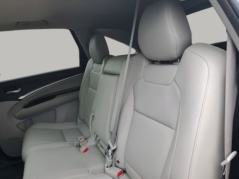 Used 2020 Acura MDX FWD image 19