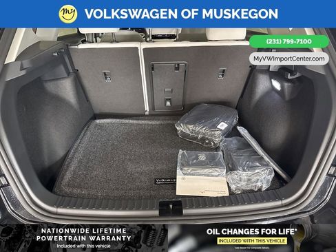 New 2026 Volkswagen Taos SE image 27