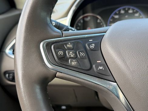 Used 2024 Chevrolet Malibu LT FWD image 24