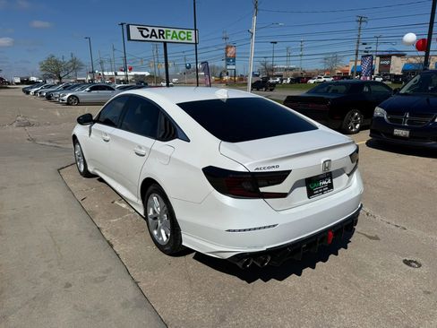 Used 2018 Honda Accord LX image 7