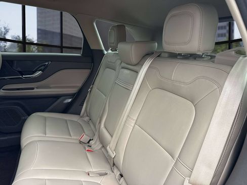 Certified 2022 Lincoln Corsair FWD image 15