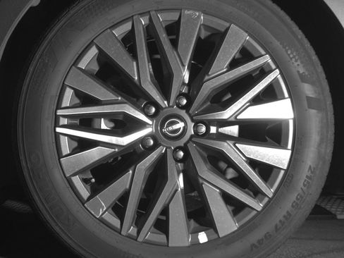 Used 2025 Nissan Altima 2.5 SV image 12