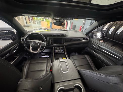 Used 2023 GMC Yukon Denali w/ Denali Reserve Package image 20