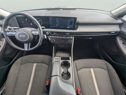 Used 2024 Hyundai Sonata SEL w/ Convenience Package FWD image 12