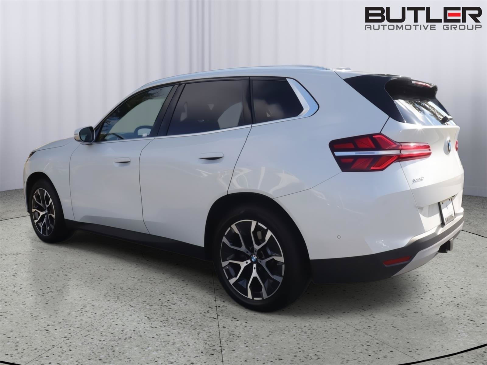 Used 2026 BMW X3 xDrive30i w/ Premium Package AWD/4WD image 4