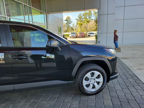 Certified 2025 Toyota RAV4 LE image 8