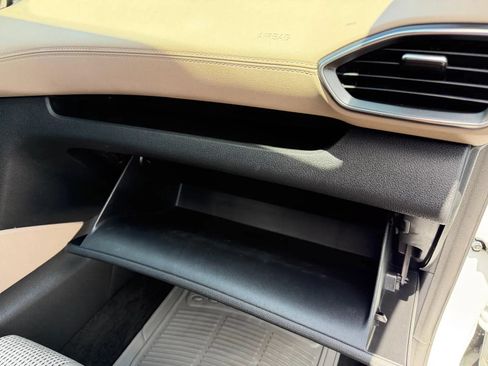 Used 2019 Hyundai Santa Fe SE AWD/4WD image 20