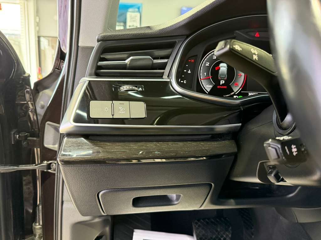 Used 2022 Audi Q7 3.0T Premium Plus AWD/4WD image 22